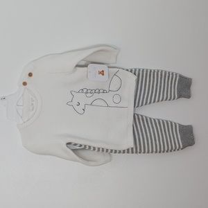 NWT René Rofé Baby knit 2-Piece Set